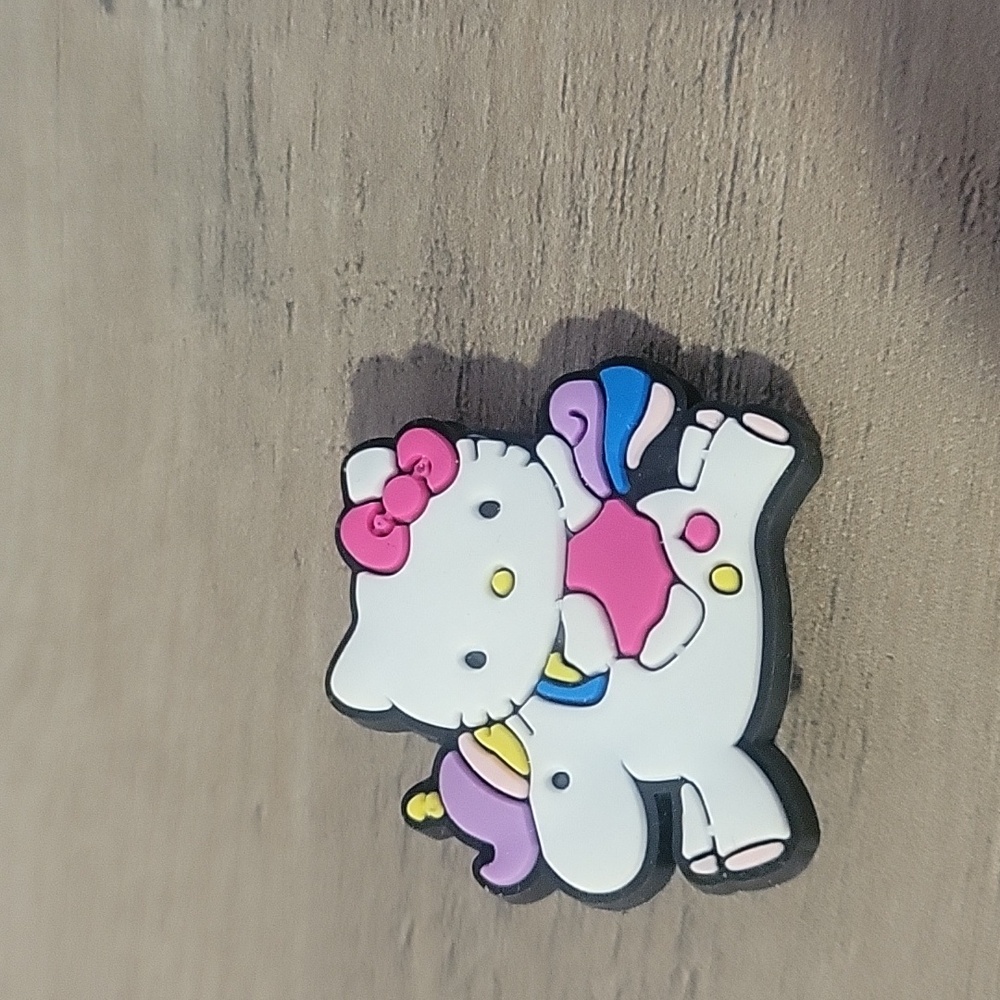 Hello Kitty Shoe Charms Set - Picture 3 of 5